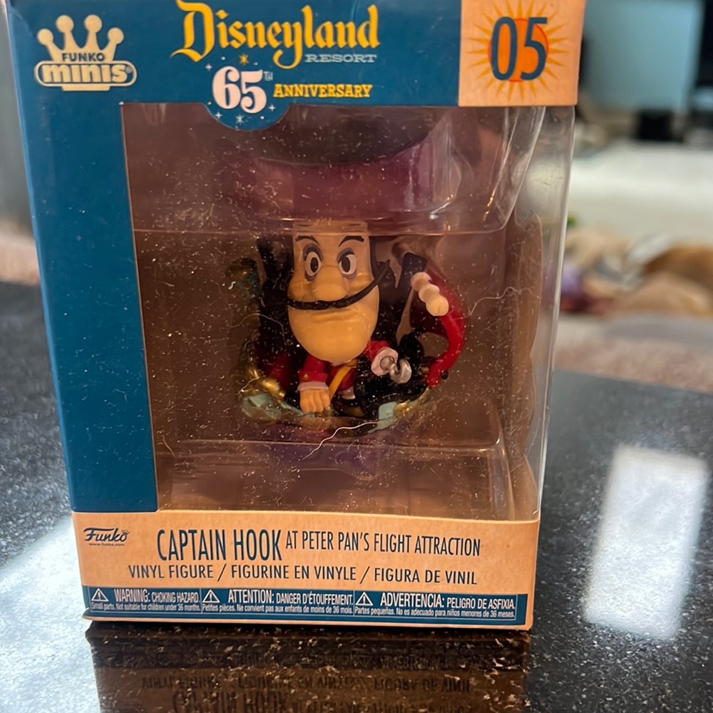 Fun I Captain Hook  Disneyland 65 anniversary figurine